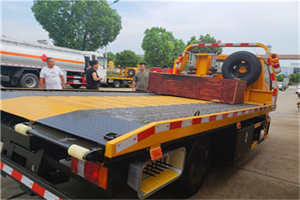 建国门附近拖车电话号码服务