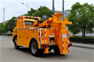 建国门高速路拖车费