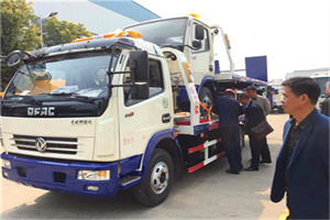 建国门汽车道路救援拖车价格